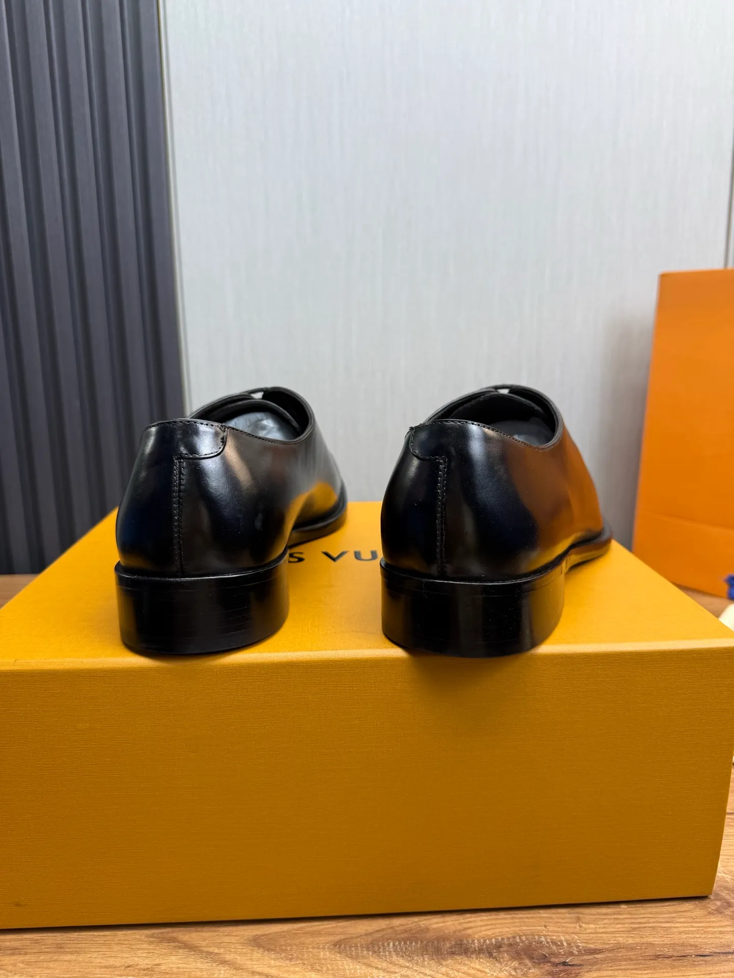 Men's shoes💰760💰 LV. Men's business casual leather shoes, 1:1 shipment ⬆️Luxurious and noble👞All imported original brand leather, just to create a more comfortable wearing experience, upper: original cowhide ➕Imported full cow lining, original leather outsole ✔️36-45 (38.45 non-refundable)